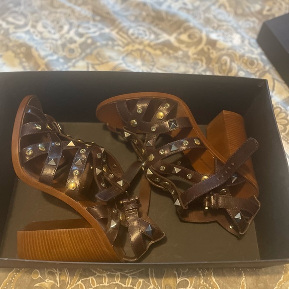 Dolce & Gabbana Studded Sandals - Picture 5 of 11